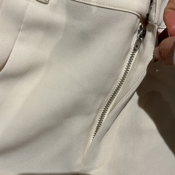 Cinq a Sept CROCHET LACE CORINNA SHORT NWT high waisted - Picture 7 of 15